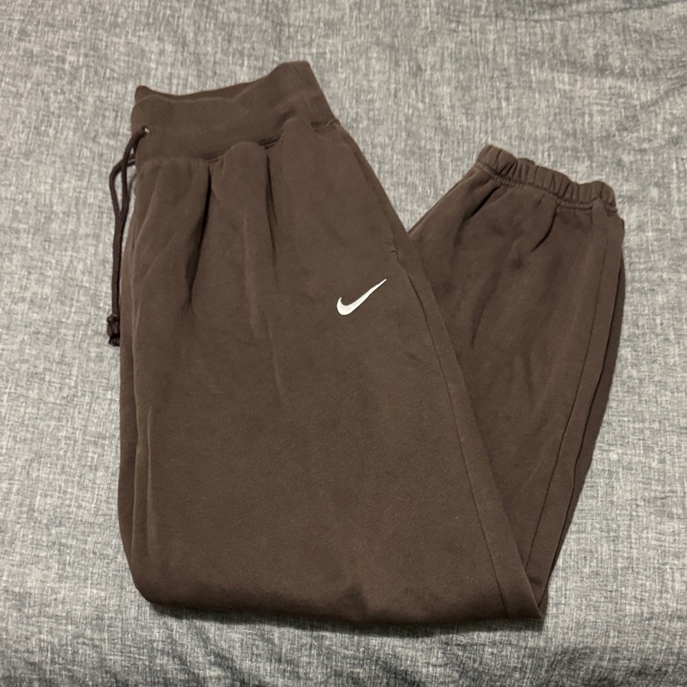 Nike Womens Dark Brown Sweatpants